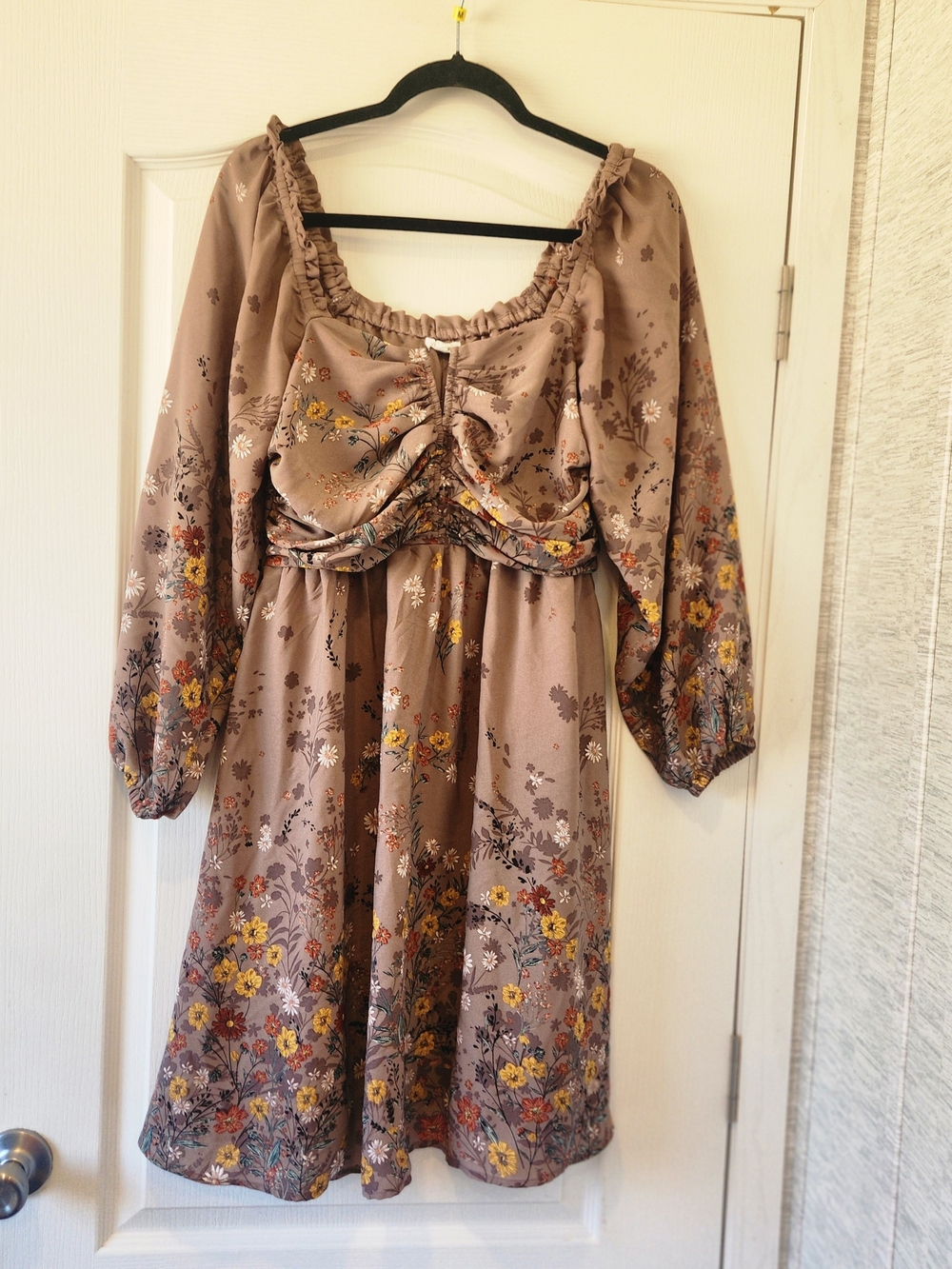 Maurices Taupe Floral Midi Dress M Euc